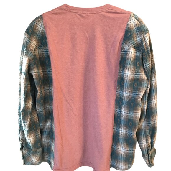 Reworked Flannel Tee, Size S-M: Upcycled Oversized Graphic T-Shirt Remake - Picture 3 of 9